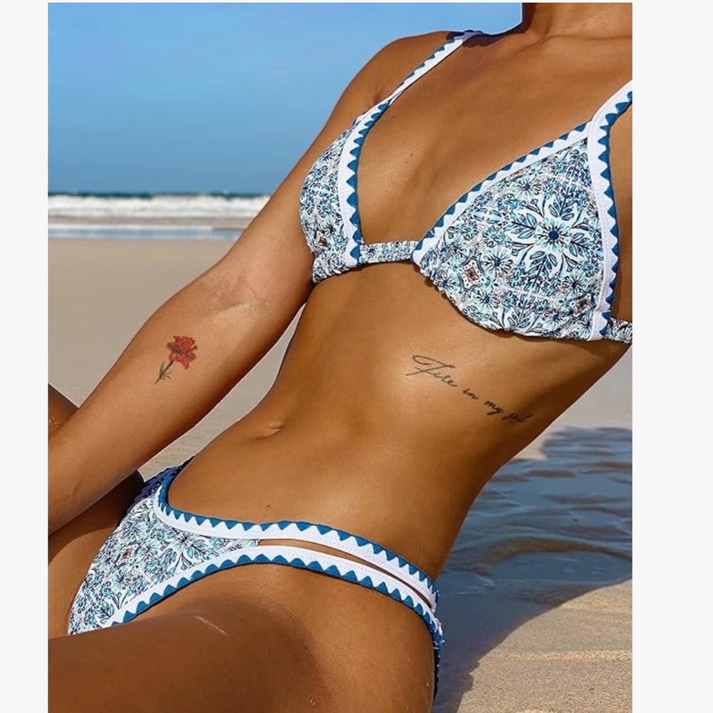 Brand new bikini - Picture 2 of 4